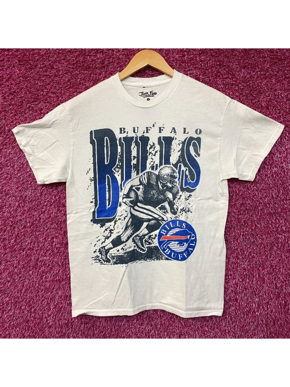 Junk Food Clothing NFL Buffalo Bills Rushing Flea Market T-Shirt Small